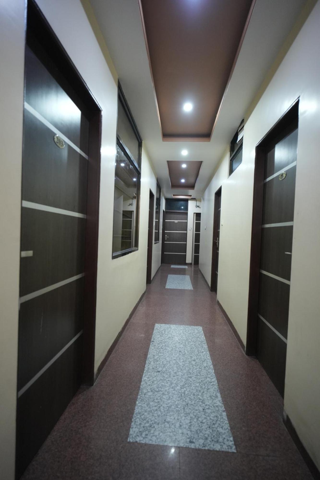 Mewar Hotel Jaipur Bagian luar foto